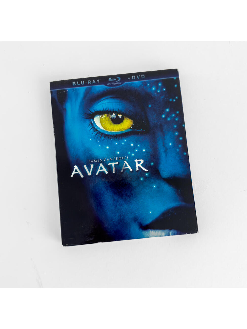 James Cameron's Avatar - 2 Disc Set Blu-Ray & DVD Movie Disc